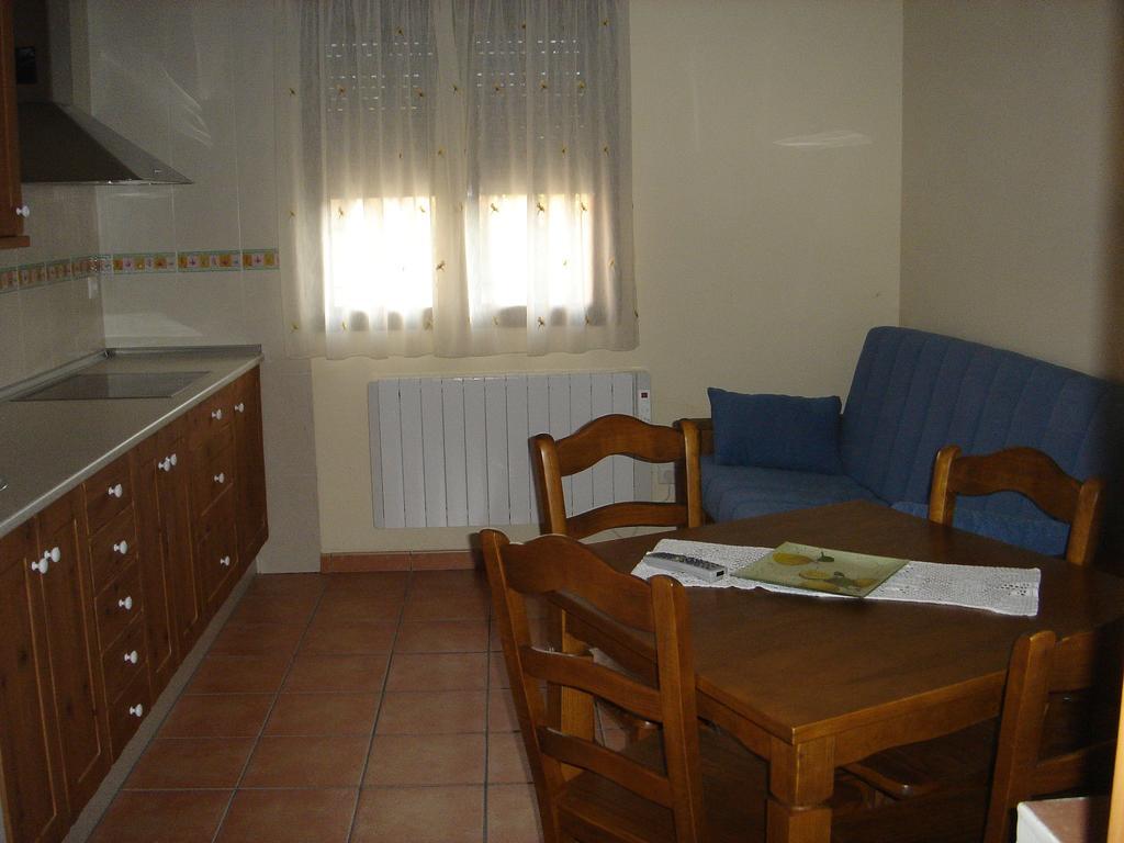 Apartamentos Serrano Ribatajada Dış mekan fotoğraf